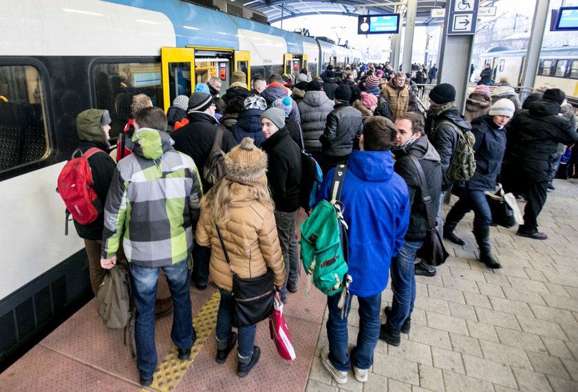 Tłok na dworcu w Katowicach