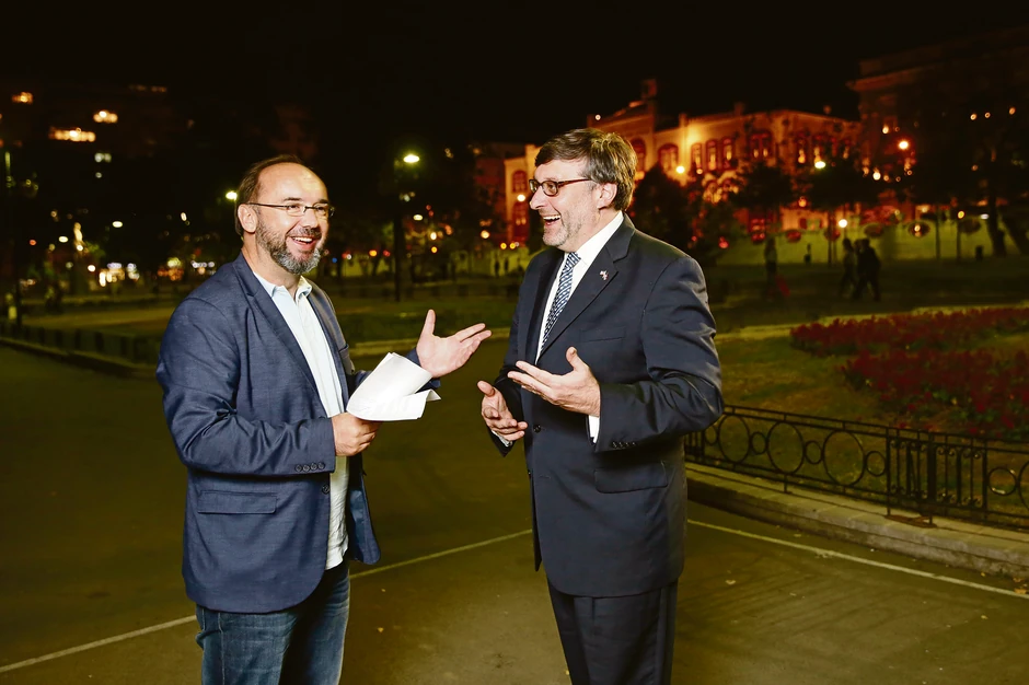 Palmer sa Milojkom Božovićem, urednikom
kulturne rubrike „Blica“