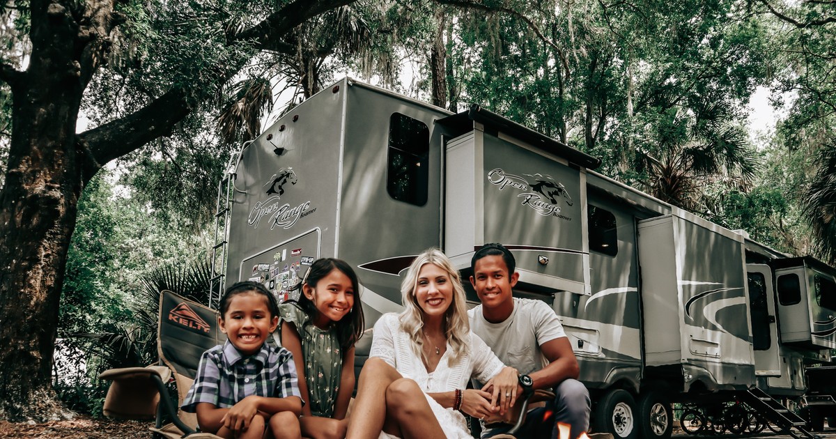 My family of 4 moved from a house to a 400-square-foot RV. Here are 5 ...