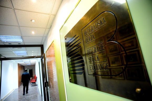 "Kluz padobrani" briše akcije vredne 50 miliona sa Beogradske berze i postaje d.o.o.