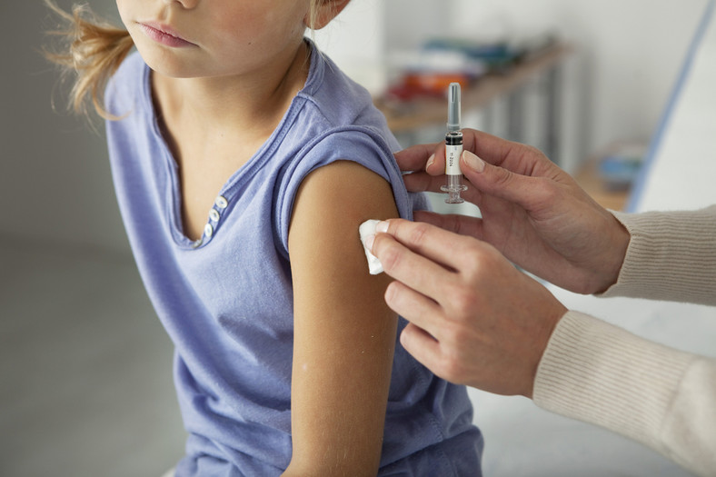 Pinterest walczy z fake newsami dotyczącymi szczepionek