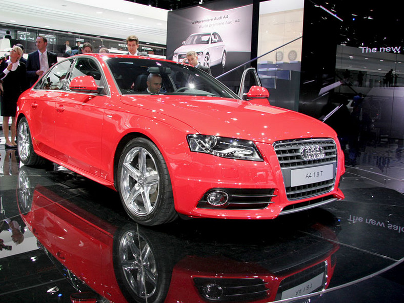 IAA Frankfurt 2007: Audi A4 – wynik pogoni za BMW 3