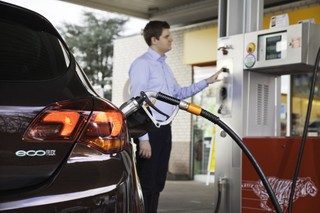 Paliwa na stacjach potaniały. W którym województwie najbardziej?