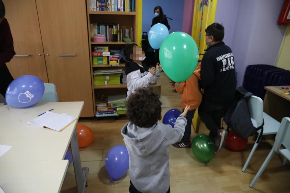 Baloni, sreća, dečji osmeh: Danas je u Svratištu bilo baš veselo  