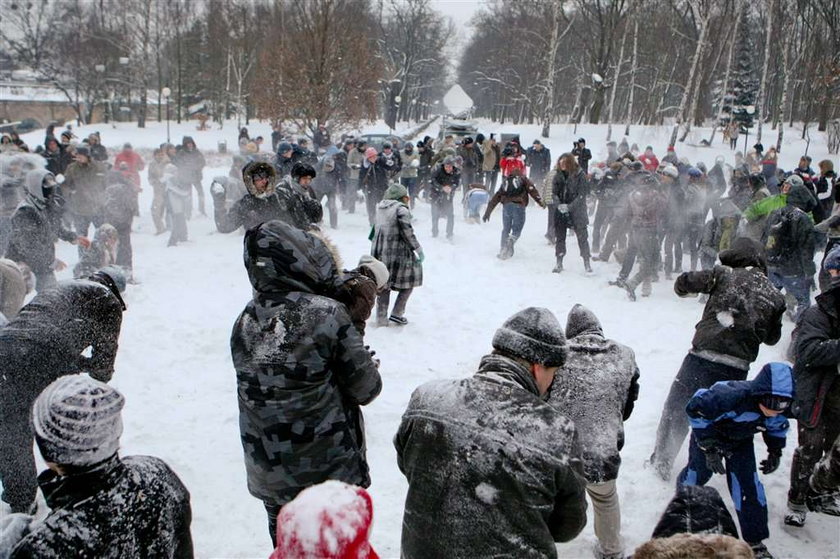 Bitwa na śnieżki w Poznaniu. Zdjęcia!