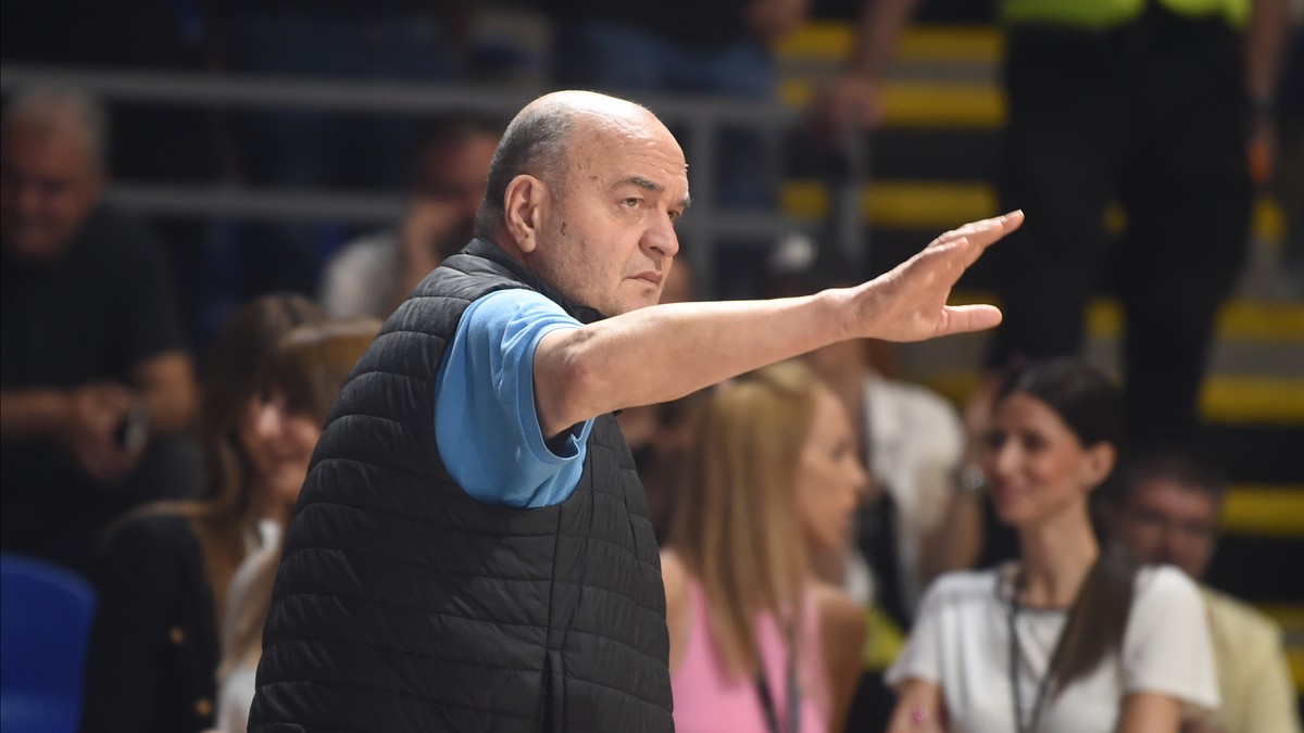 DUŠKO VUJOŠEVIĆ PRE MESEC DANA PUCAO OD PONOSA ZBOG SINA Njegov naslednik krenuo očevim stopama, ovo ga je posebno radovalo