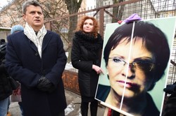 Janusz Palikot szokuje! Na plakacie Kopacz jako ofiara przemocy
