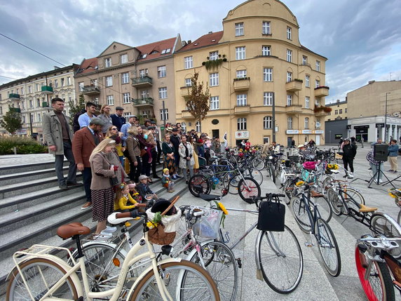 Tweed Ride wyruszył z Rynku Łazarskiego