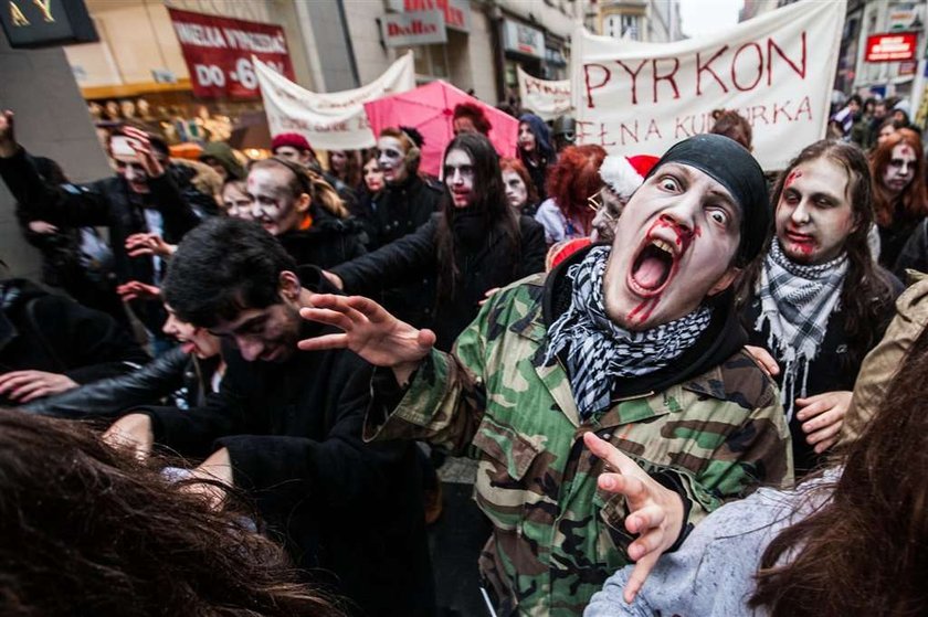 marsz zombie, poznań, walki uliczne