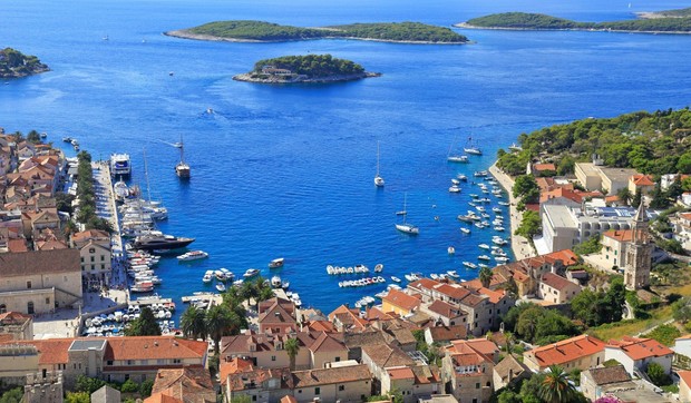  hvar