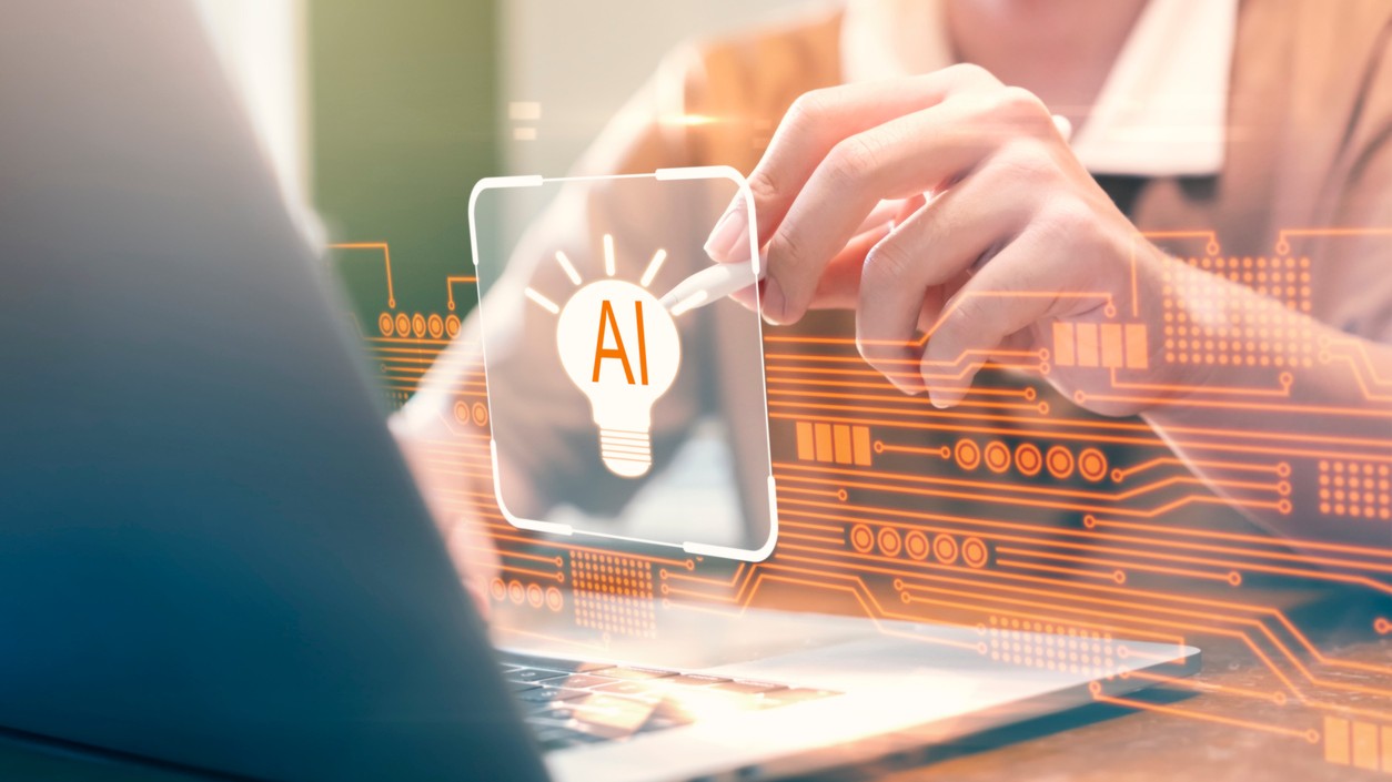 Umelá inteligencia mení trh práce.