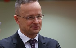 Szijjarto w Brukseli: Kolejne sankcje UE wobec Rosji nie mają sensu