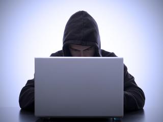 haker hakowanie laptop