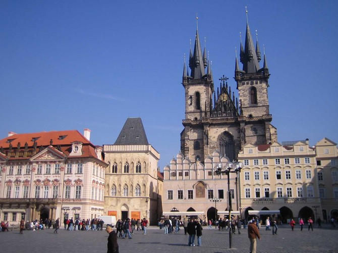 2476_prag_3408
