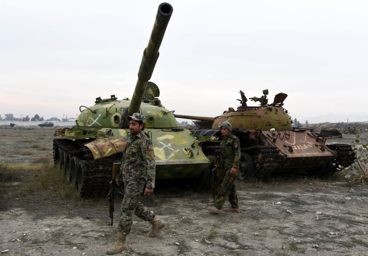 WRAKI PO WOJNIE SOWIECKO-AFGAŃSKIEJ (13)