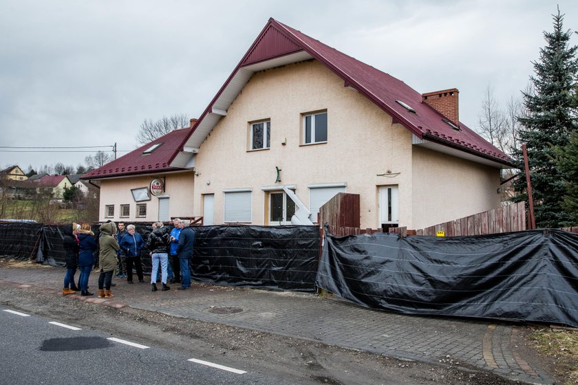 Mieszkańcy Królówki boją się o swoje zdrowie. "Ktoś podrzucił nam truciznę"