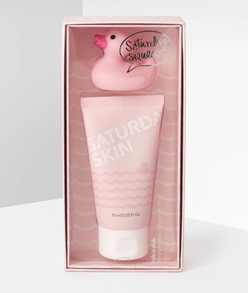 Rub-a-dub hámlasztó gél gumikacsával SATURDAY SKIN beautybay.com