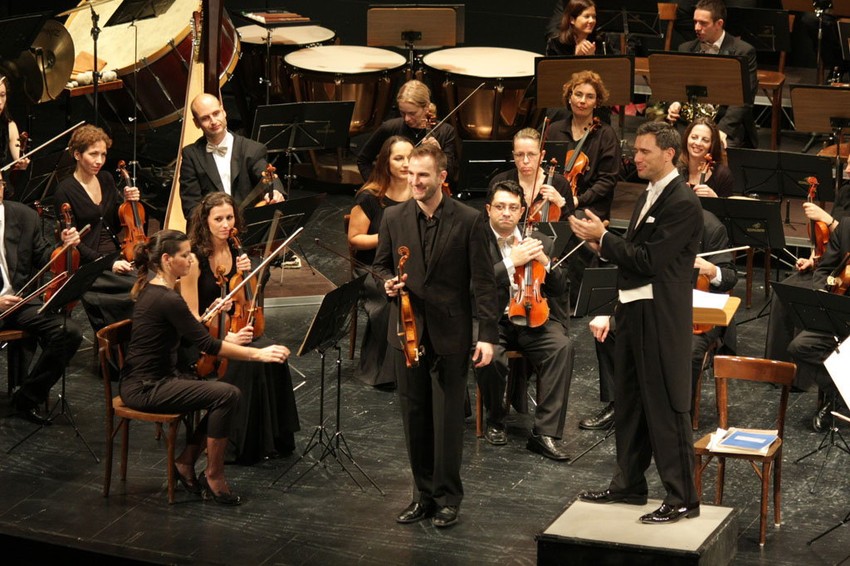 Publika u Rovertu ovacijama je ispratila Stefana Milenkovića i orkestar