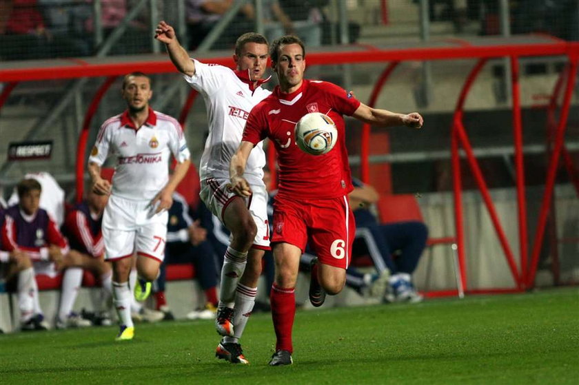 Wisła i Legia rozegrają w środę ostatnie mecze fazy grupowej Ligi Europy