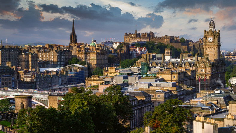 Edynburg został uznany za najbardziej atrakcyjne miasto do życia i pracy w Wielkiej Brytanii.