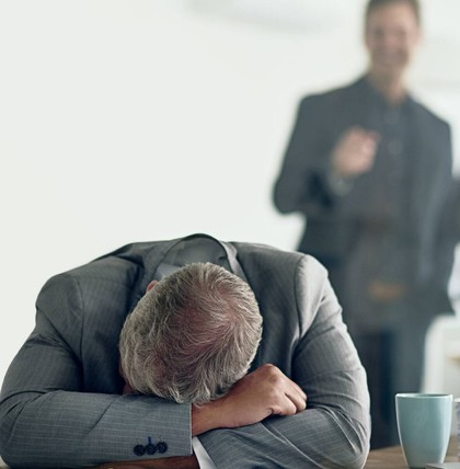 Wenn einen die Kollegen nicht mögen, kann der Arbeitsalltag unangenehm werden. 