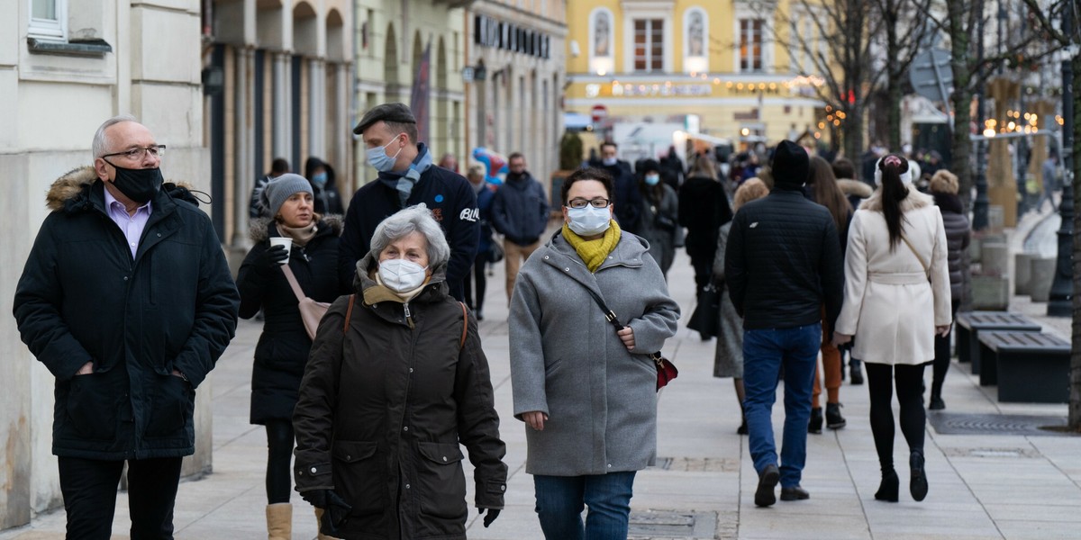 Respondenci uważają, że rząd nie najlepiej radzi sobie z pandemią, jednak chwalą za lockdowny wprowadzane regionalnie – wynika z sondażu IBRiS przeprowadzonego dla "Rzeczpospolitej".