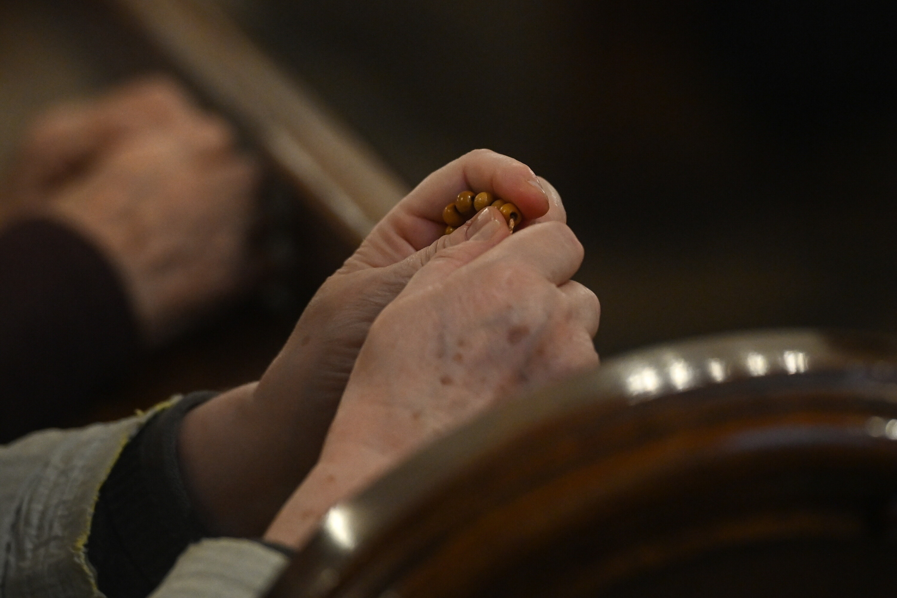 Dziś niedziela Gaudete: Księża noszą różowe szaty tylko dwa razy w roku