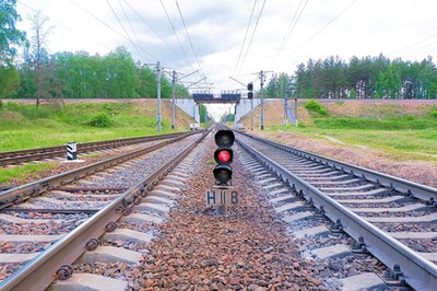 Bitwa między prawnikami o wielki kontrakt kolejowy. Kto przebuduje 100 km trasy Rail Baltica na Podlasiu?