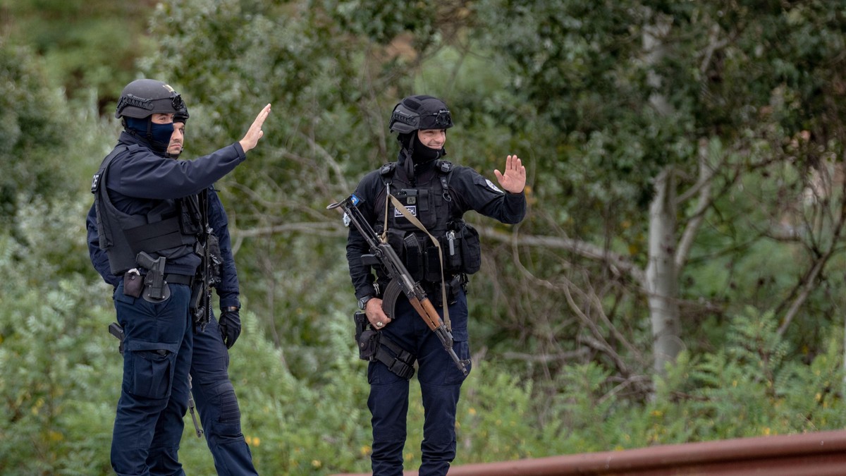 Policija Kosovo, ilustracija