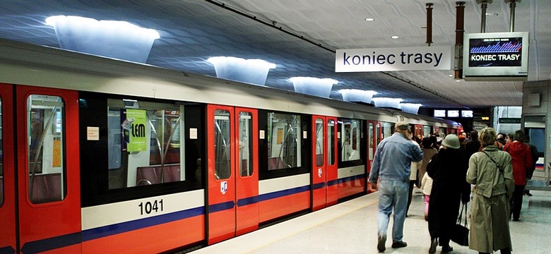 Znana jest przyczyna pożaru w metrze