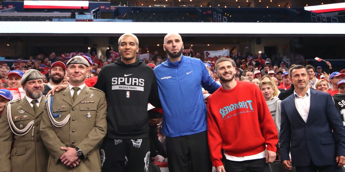 Noc polskiego dziedzictwa zgromadziła polskie wojsko. Obecni byli też (od lewej): Jeremy Sochan, Marcin Gortat i Mateusz Klich