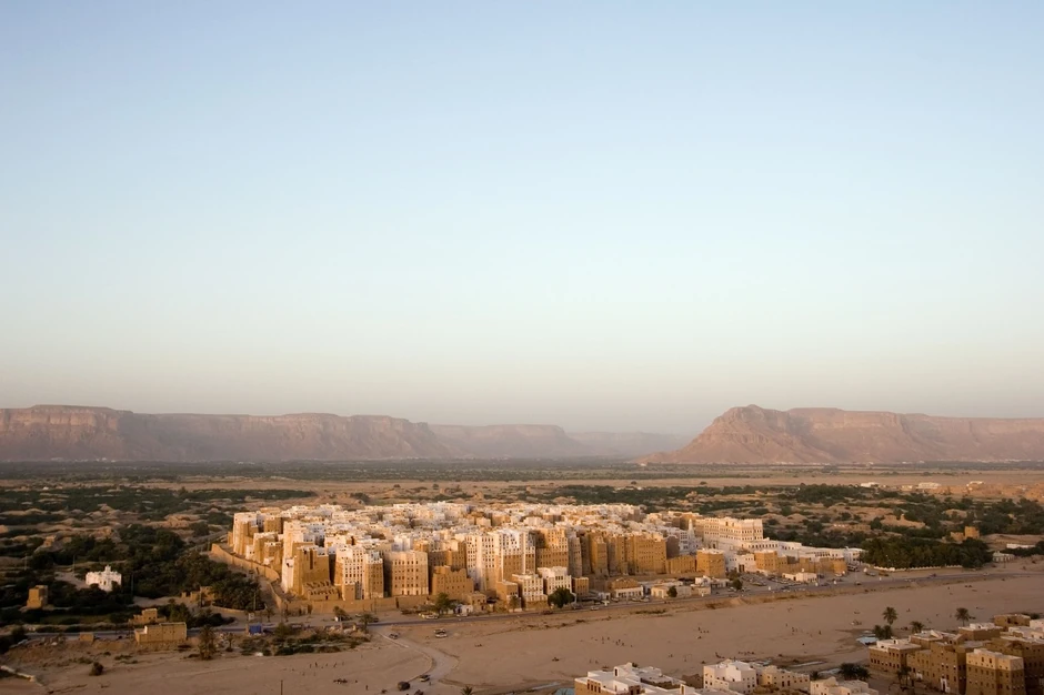 Grad Šibam u dolini Hadramaut, istorijska prestonica kraljevstva Hadramaut u istočnom Jemenu