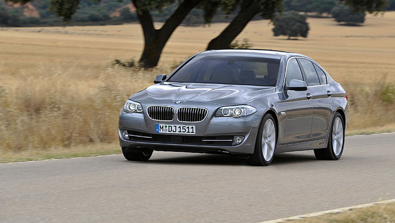 BMW5: pierwsze zdjęcie, dzisiaj oficjalna premiera