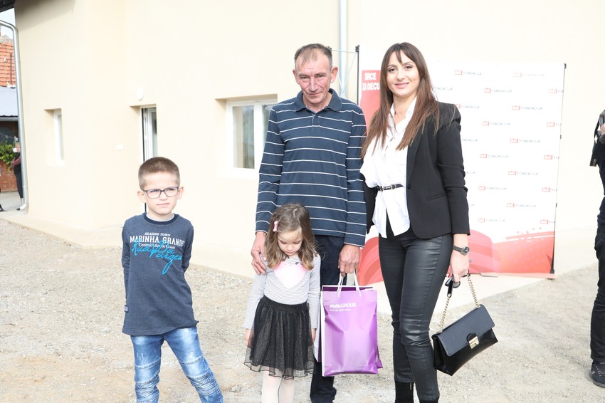 Vesna Kodžopeljić, rekla je da je kompaniji „Matis“ veoma drago što su u saradnji sa “Blic fondacijom” pomogli ovoj porodici