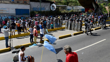 Korupcja, brak żywności i masowa emigracja. 10 pytań o kryzys w Wenezueli