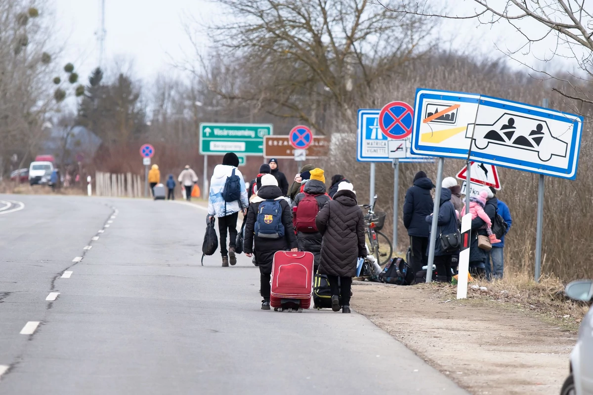  Węgry ograniczają pomoc dla uchodźców z Ukrainy. Żyli bez pracy za pieniądze państwa