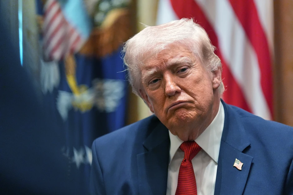 Donald Tramp na sastanku kabineta u Beloj kući