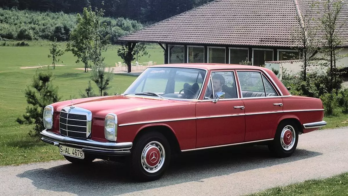 50 lat limuzyn Mercedes-Benz W 114 W 115