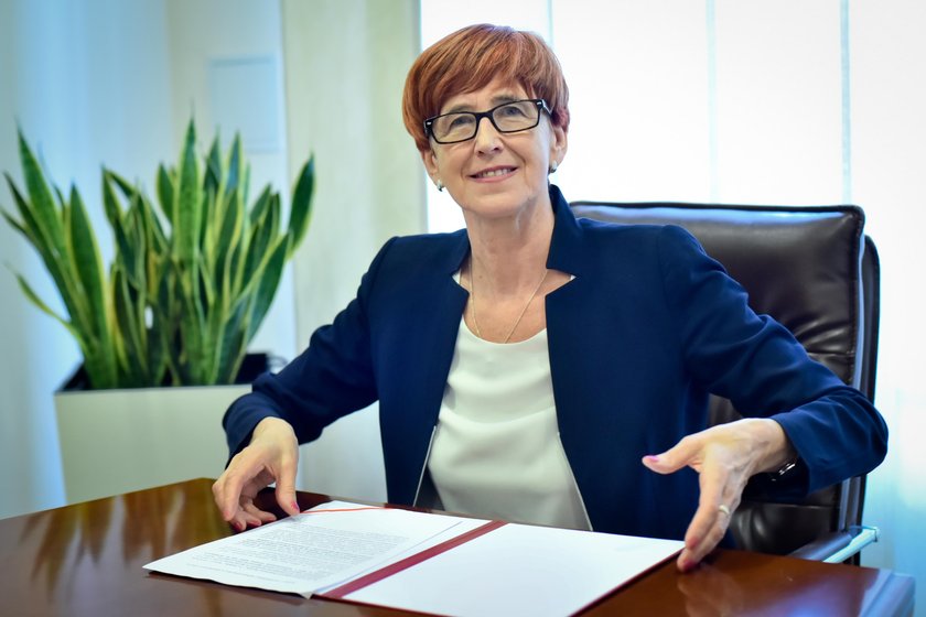 Minister Elżbieta Rafalska