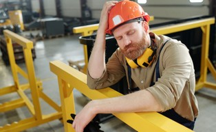 Praca wre nawet w czasach zarazy