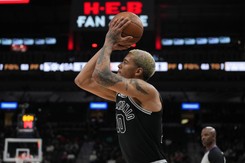 Sochan wciąż nie gra i nie wiadomo kiedy wróci. 10. z rzędu porażka Spurs