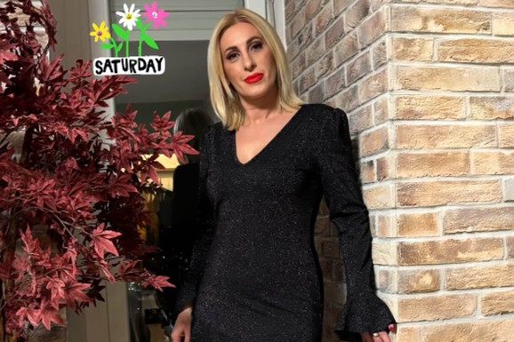 "Nisam verovala da IMA LJUBAVNICU 15 GODINA, kupio je stan u Beogradu na njeno ime" Bivša žena poznatog pevača šokirala, a sad opalila crveni karmin i kratku haljinu: "Najveći problem je imovina"