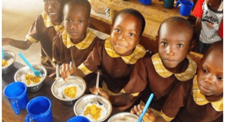 FG releases over N375m to feed 700,000 pupils in 5 states