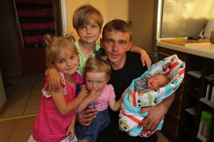 Mariusz Szymczyk został sam z 4 dzieci