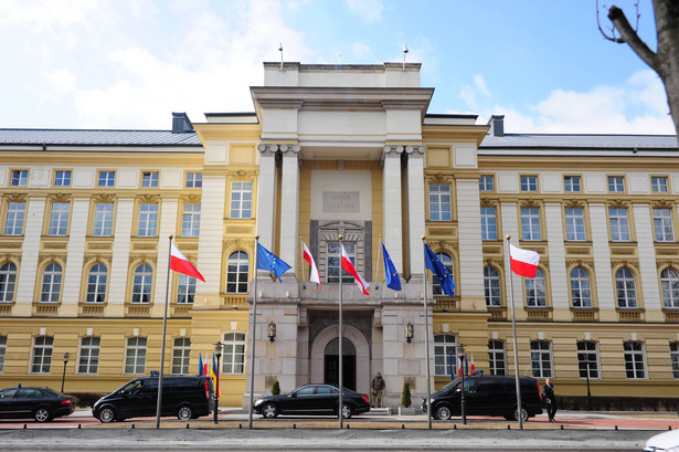 Nowa praca asystenta Piechocińskiego. 21. w ciągu trzech lat!