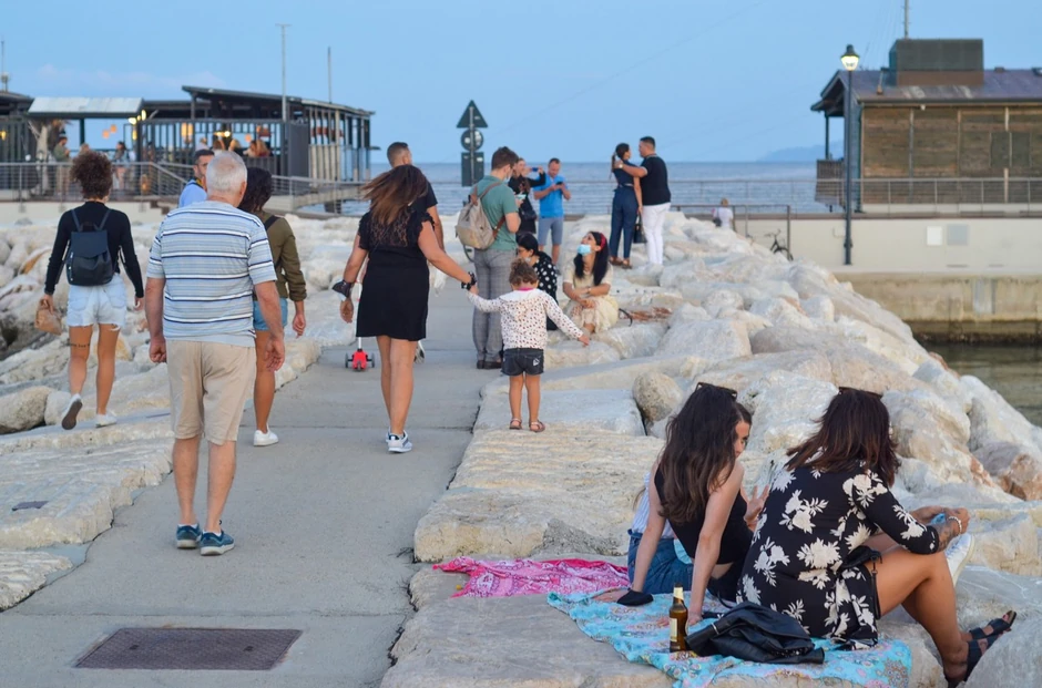 Domaćih turista je bilo, ali nedovoljno za oporavak sezone - Rimini početkom septembra