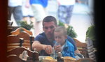 Podejrzeliśmy Lukasa Podolskiego z synkiem w Sopocie! Zobacz zdjęcia 
