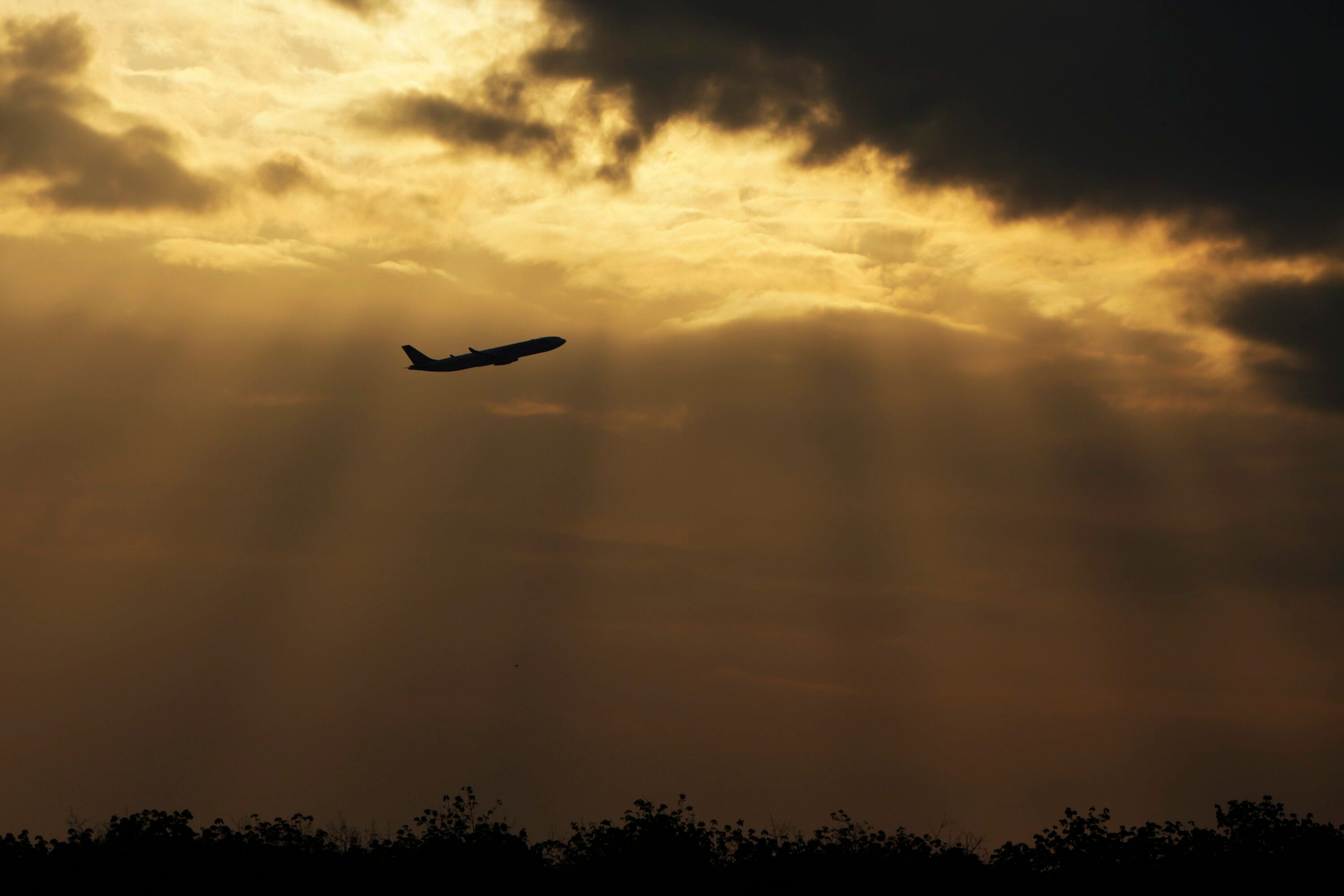 Libijski dowódca Haddad: Samolot zgłosił awarię i zerwał kontakt koło Ankary