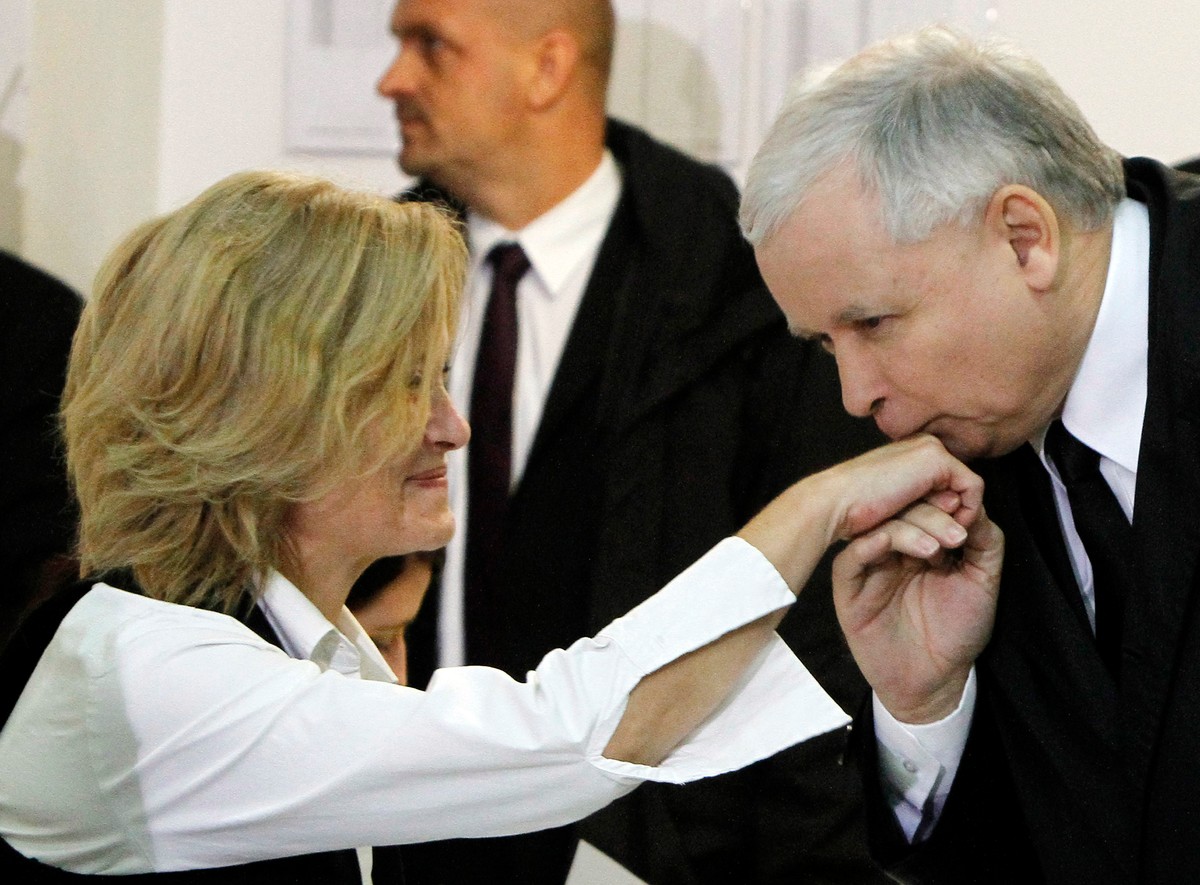 Kobiety Jarosława Kaczyńskiego. Od pieniędzy, wizerunku i związków... politycznych
