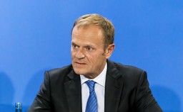 Tusk: Tak wygląda zdrada stanu